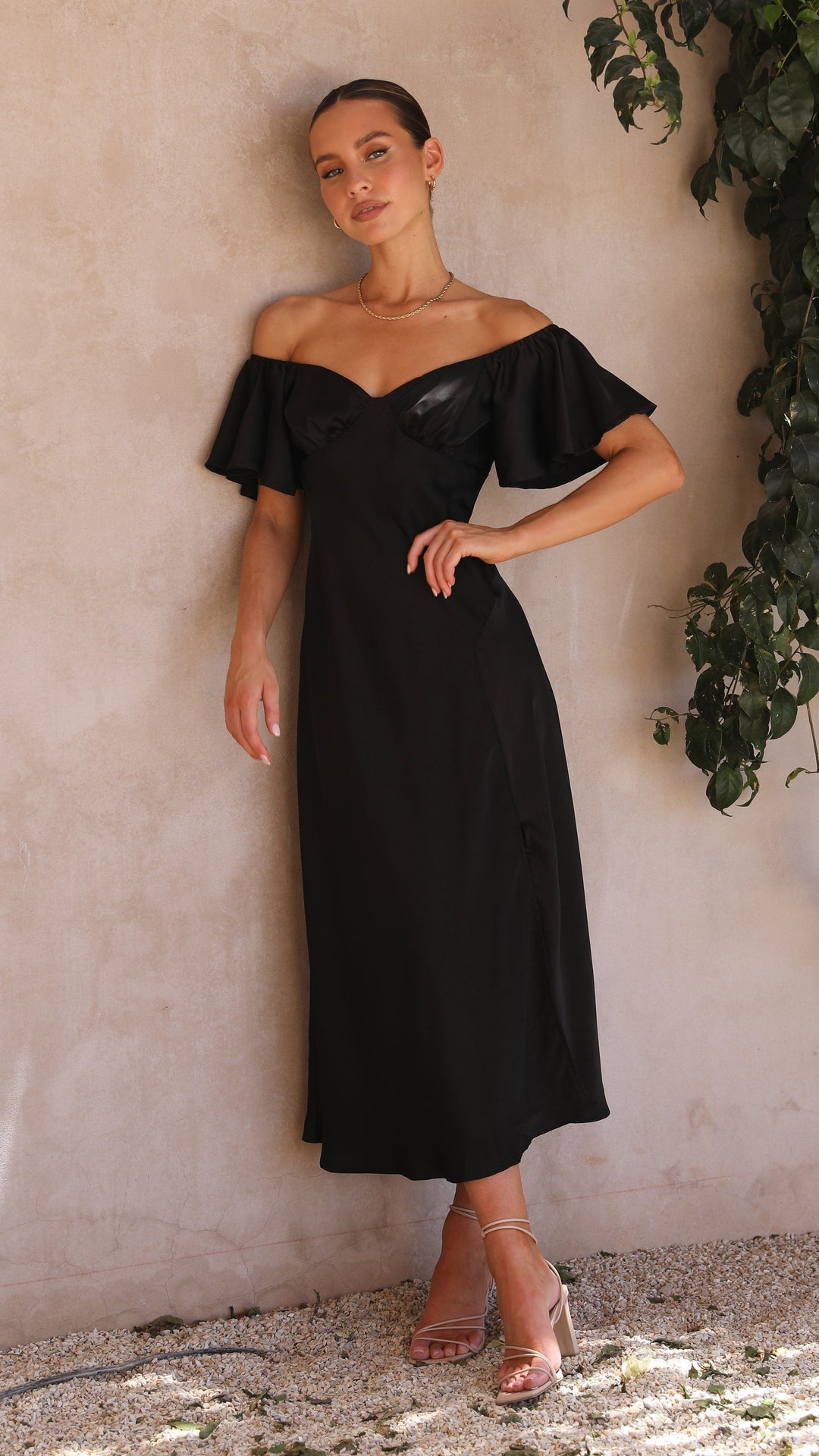 Vestito Midi Nero Spalle Scoperte