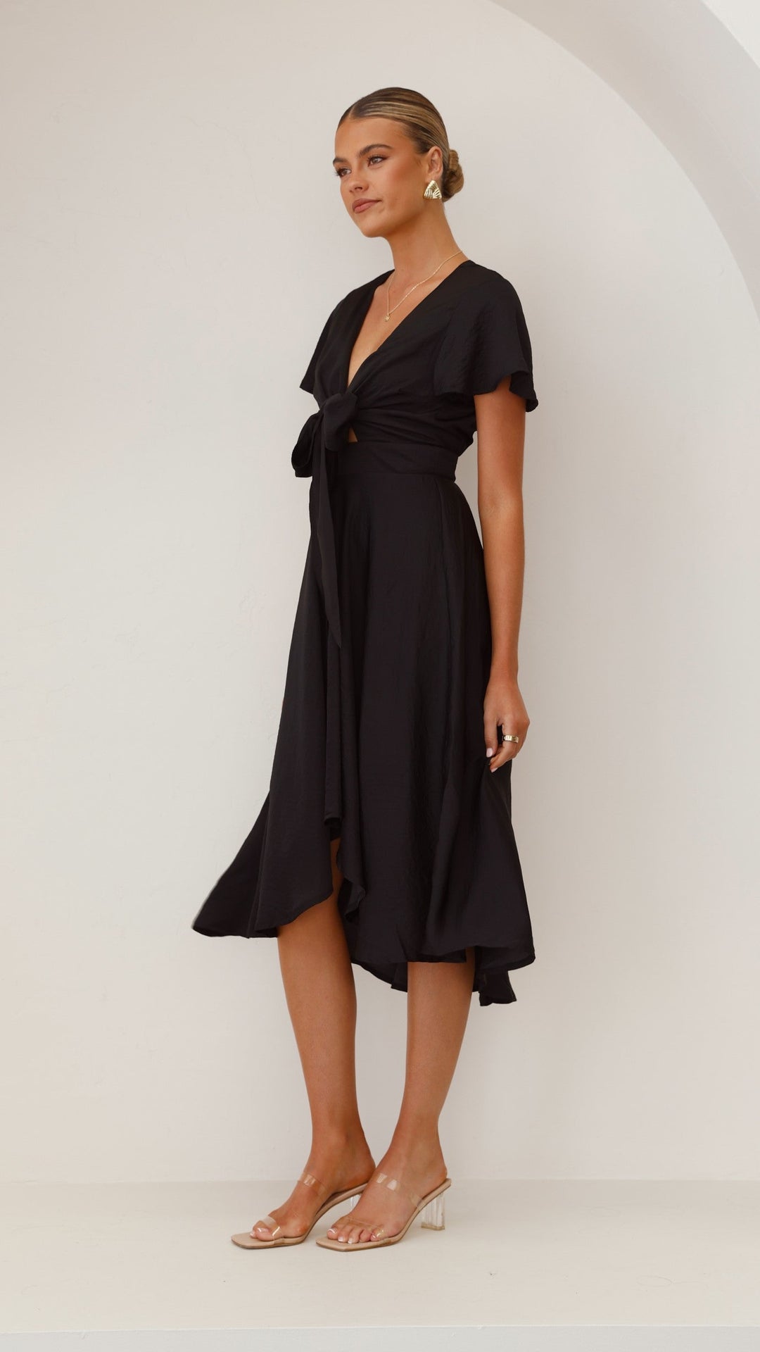Abito Midi Nero con Fiocco