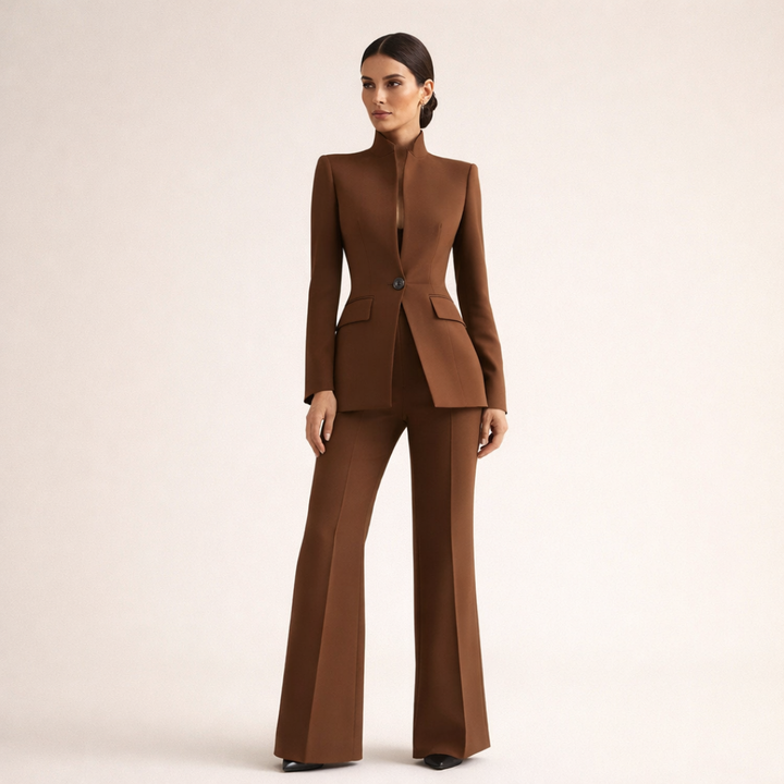 Completo Sartoriale con Collo Alto