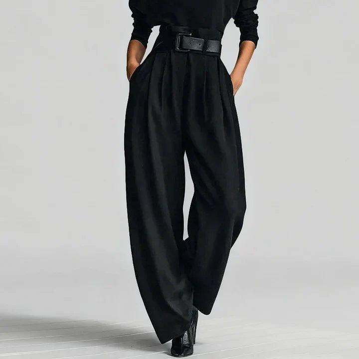 Completo Pantalone a Collo Alto