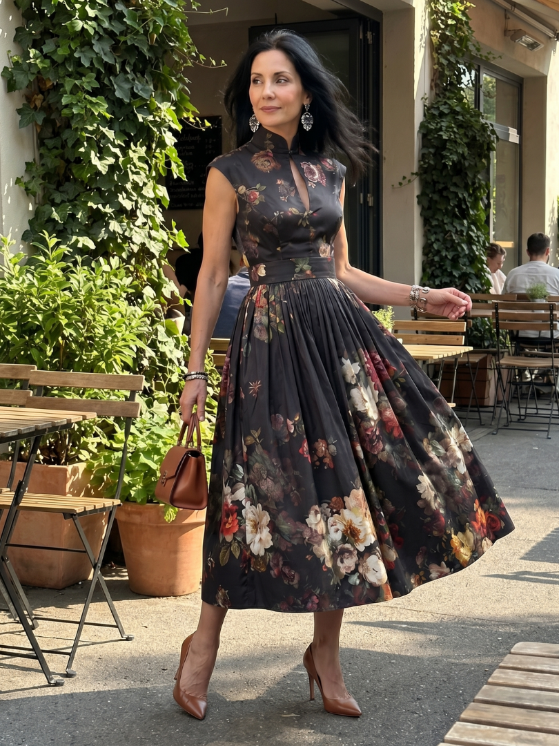Abito Midi Floreale con Collo Alto
