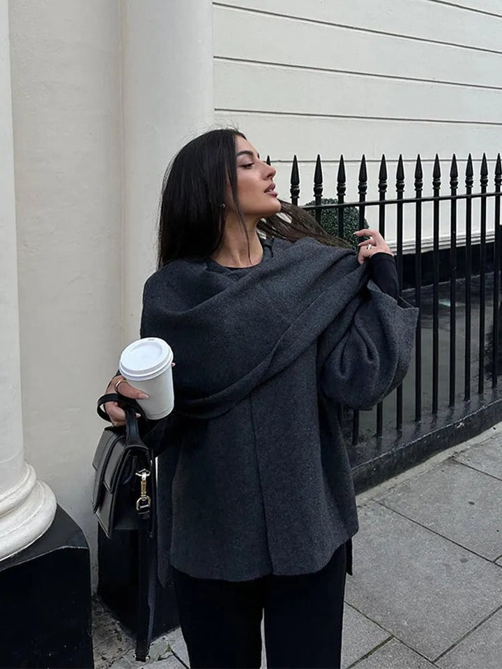 Cappotto a Mantella con Collo Drappeggiato