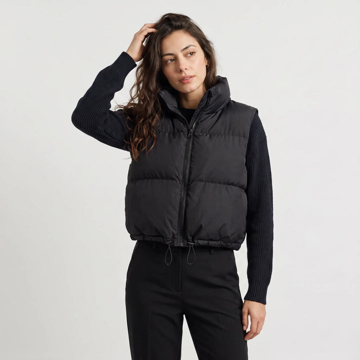 Gilet Corto con Collo Alto