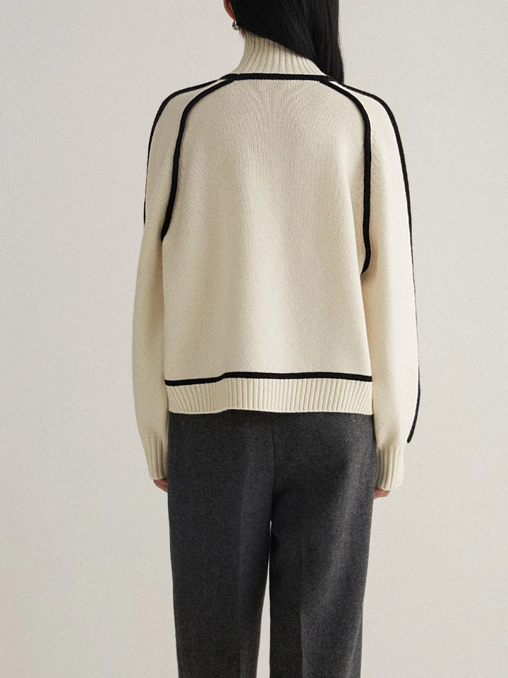 Maglione con Profili a Contrasto