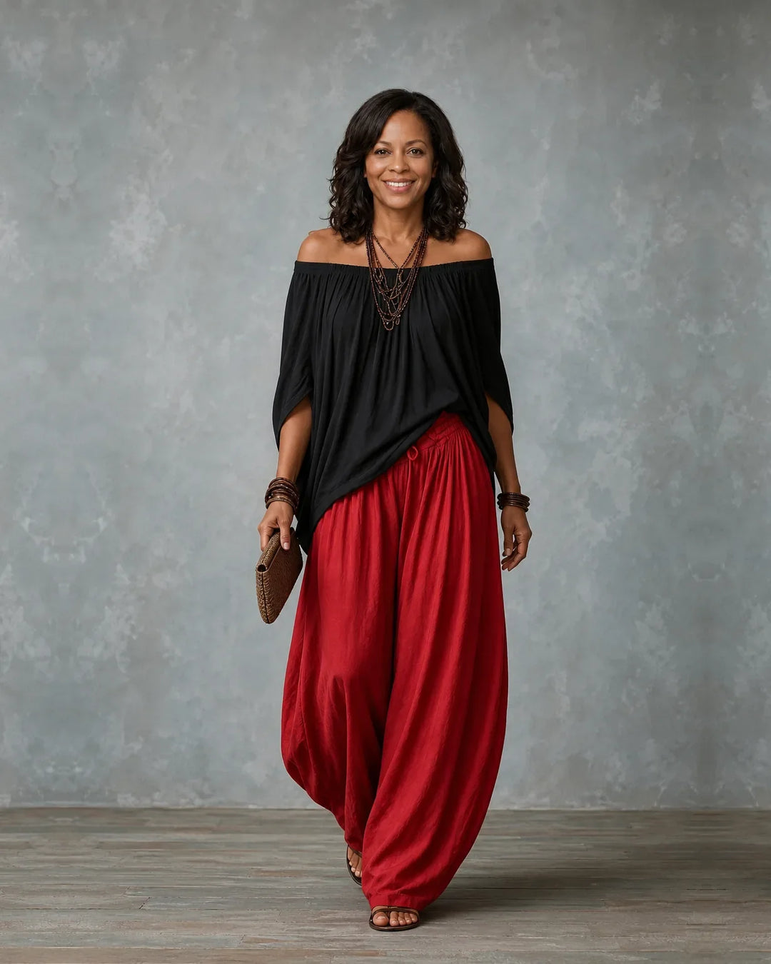 Completo Spalle Scoperte e Pantalone Harem