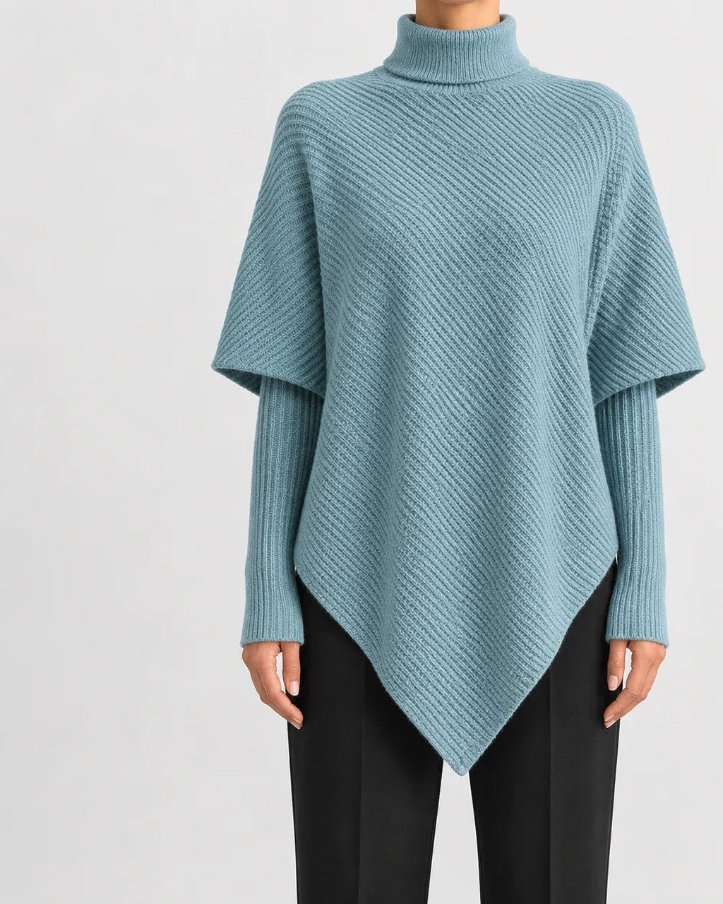 Maglione a Collo Alto Asimmetrico