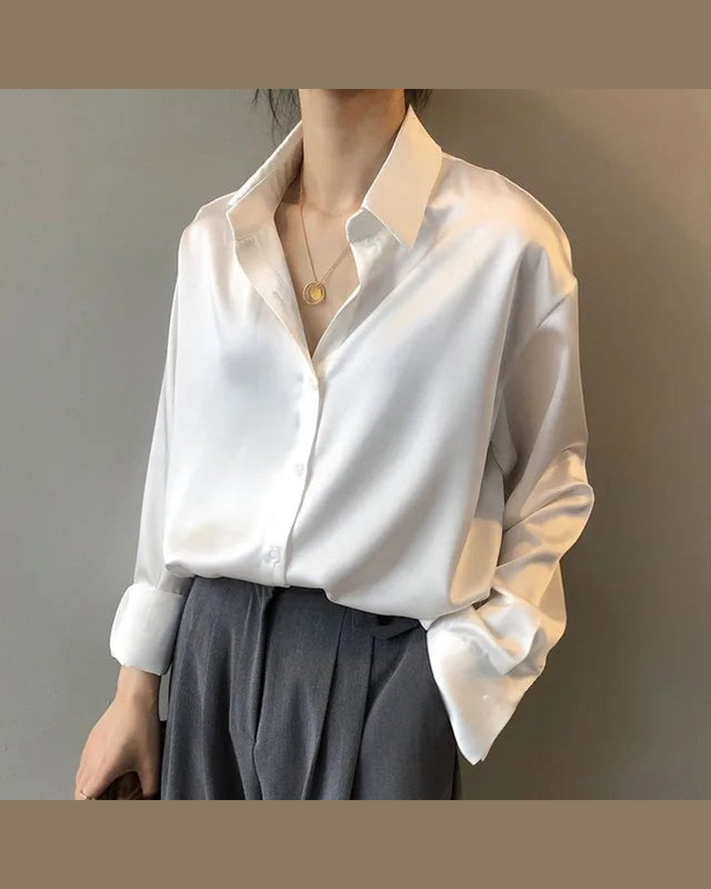 Blusa Fluida con Collo Classico