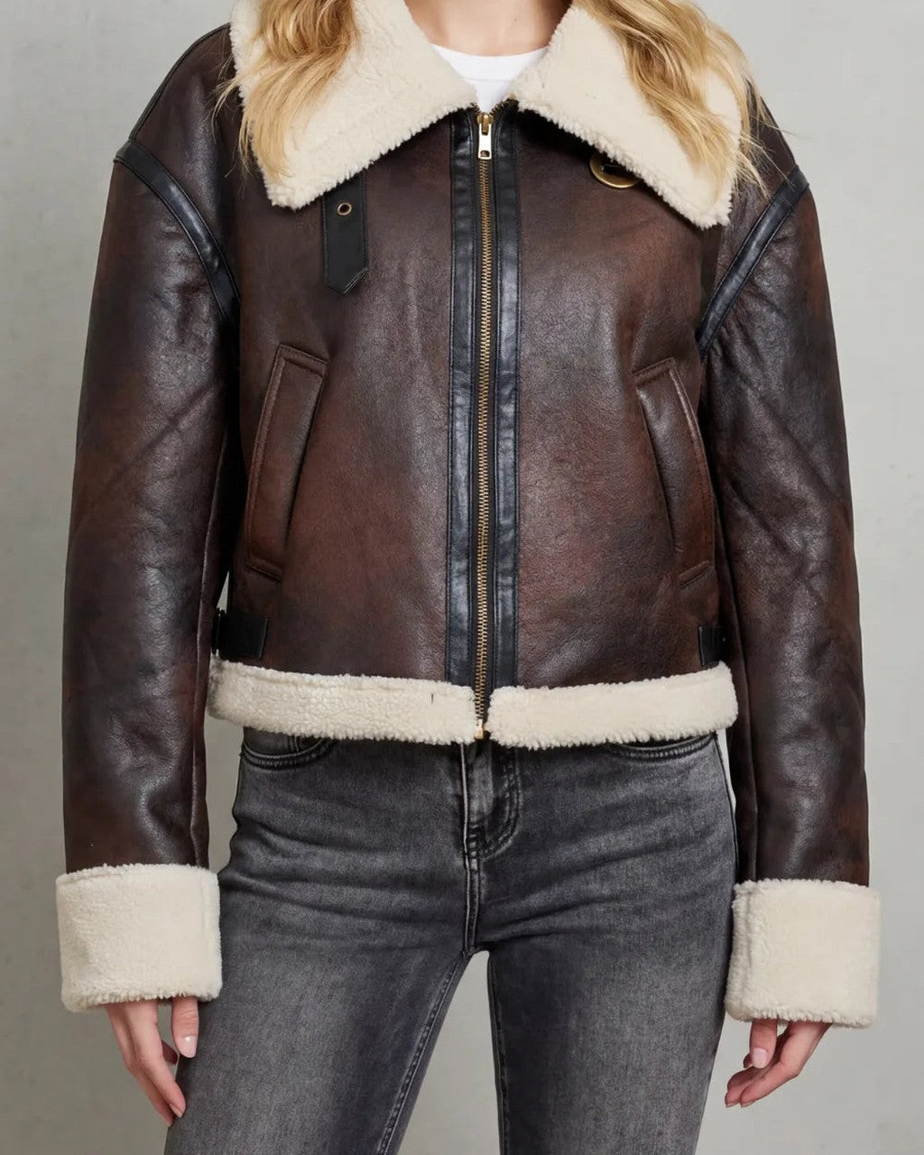 Bomber Marrone con Collo Morbido