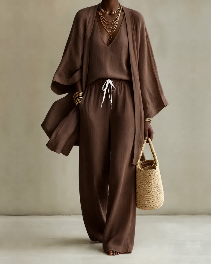 Completo Tre Pezzi con Cardigan