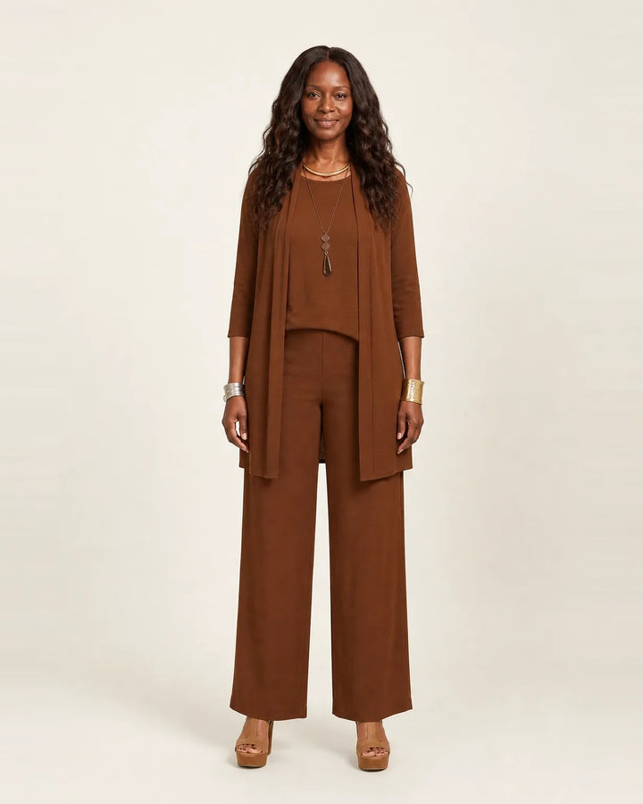 Completo Elegante con Cardigan Fluido