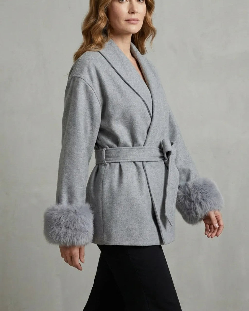 Cappotto a Vestaglia con Polsini Soffici