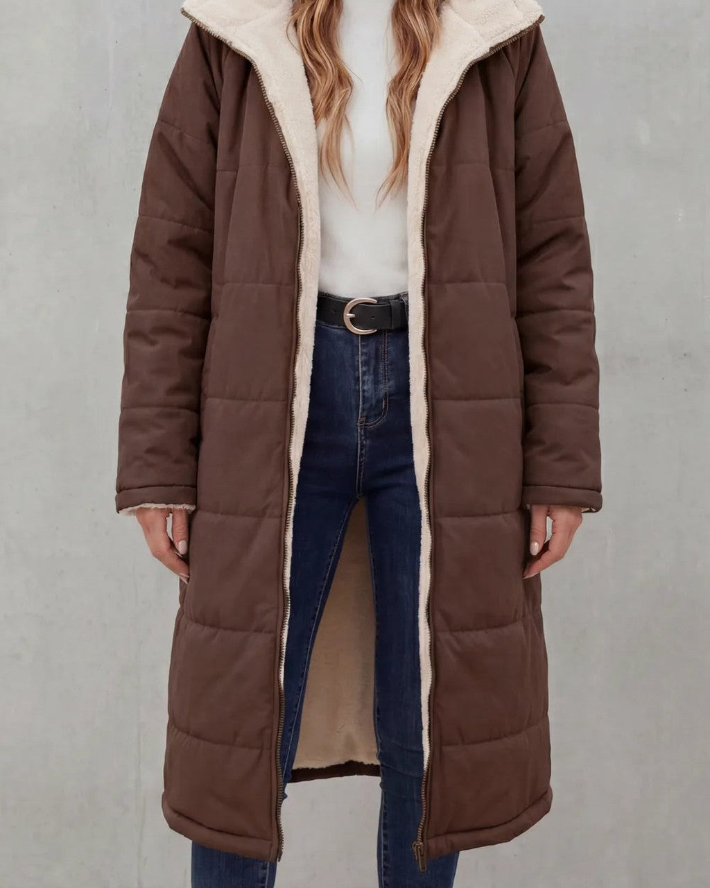 Cappotto con Morbido Interno a Contrasto