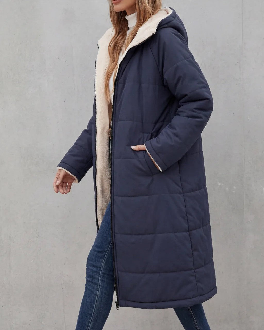 Cappotto con Morbido Interno a Contrasto