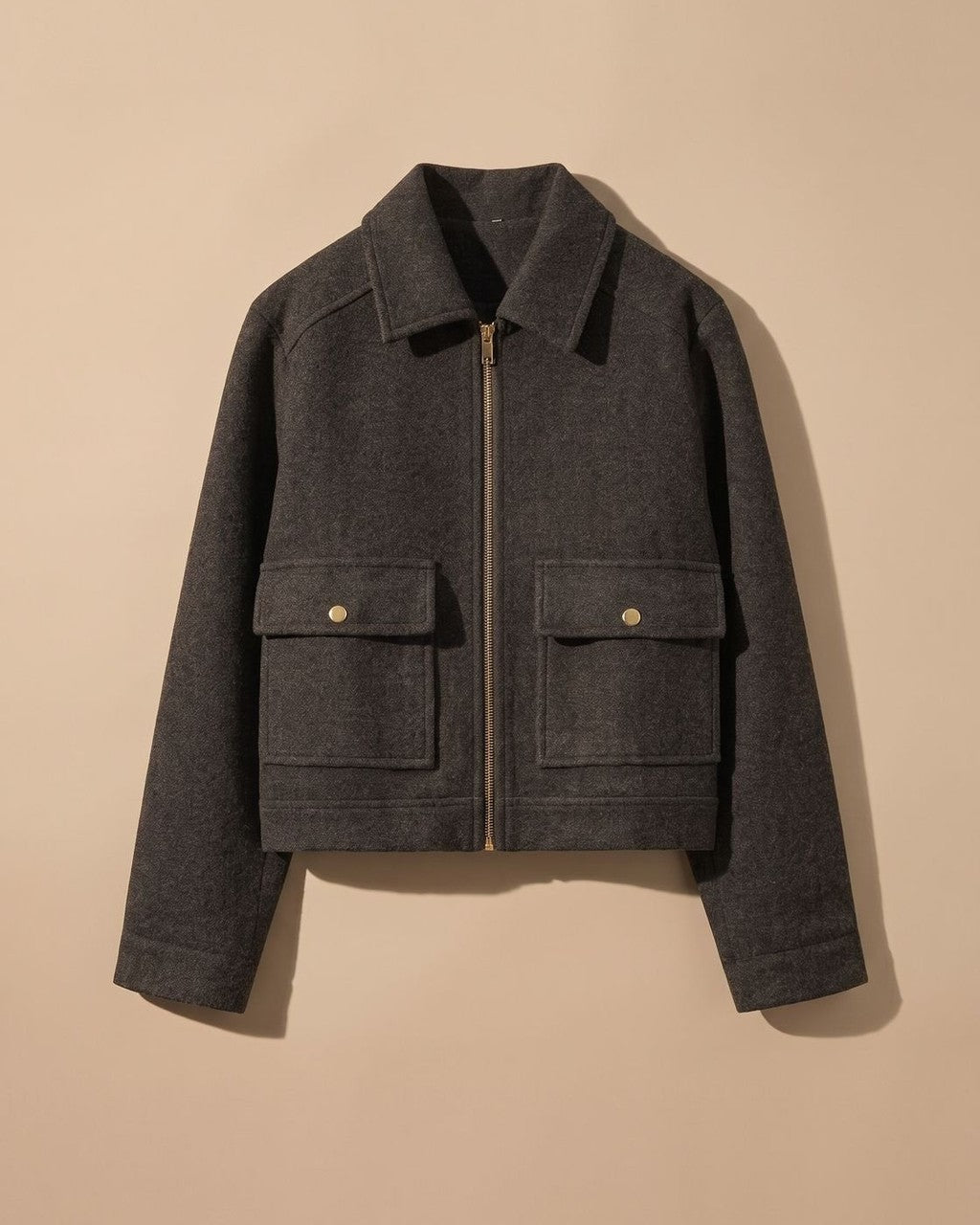 Cappotto Corto con Bottoni Asimmetrici