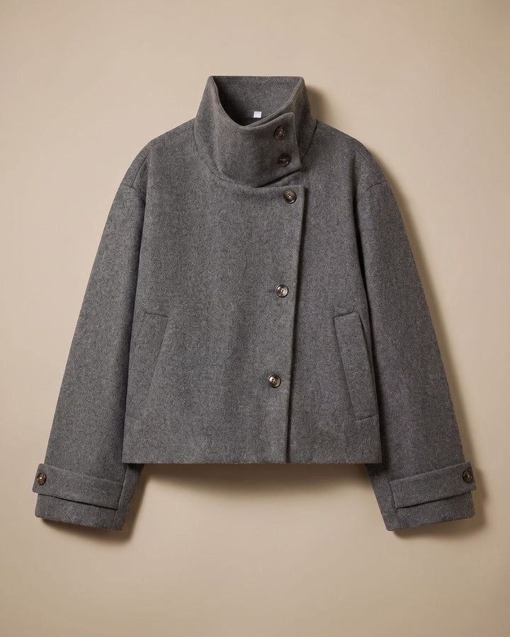 Cappotto Corto con Bottoni Asimmetrici