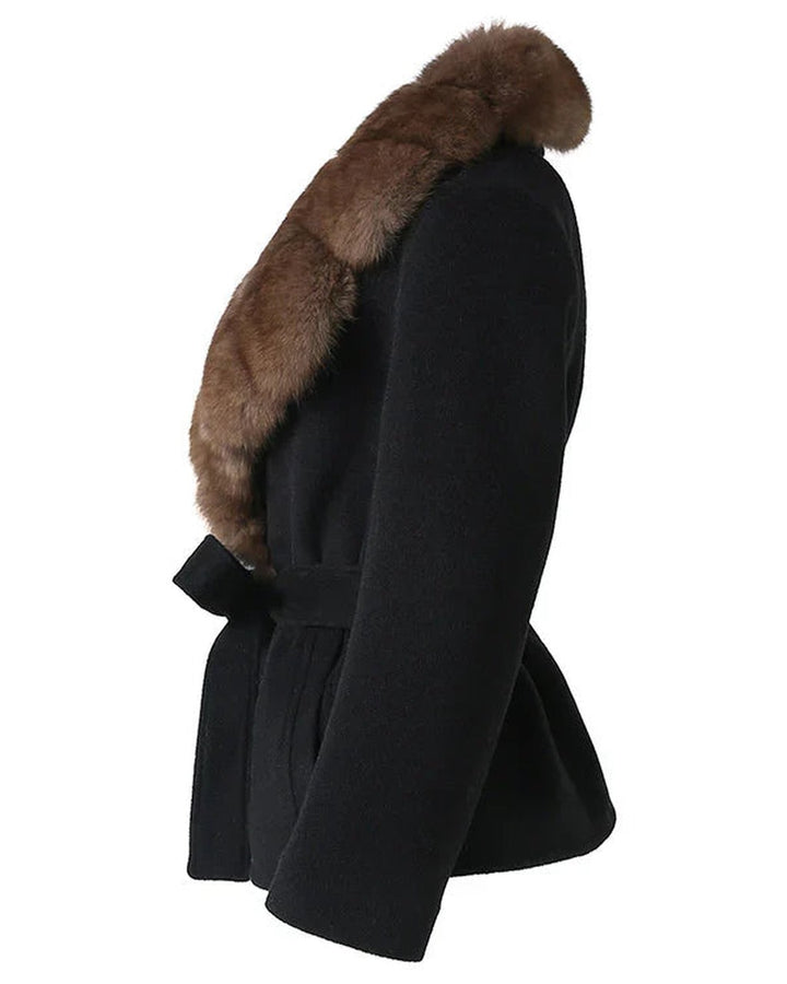 Cappotto Corto con Maxi Collo