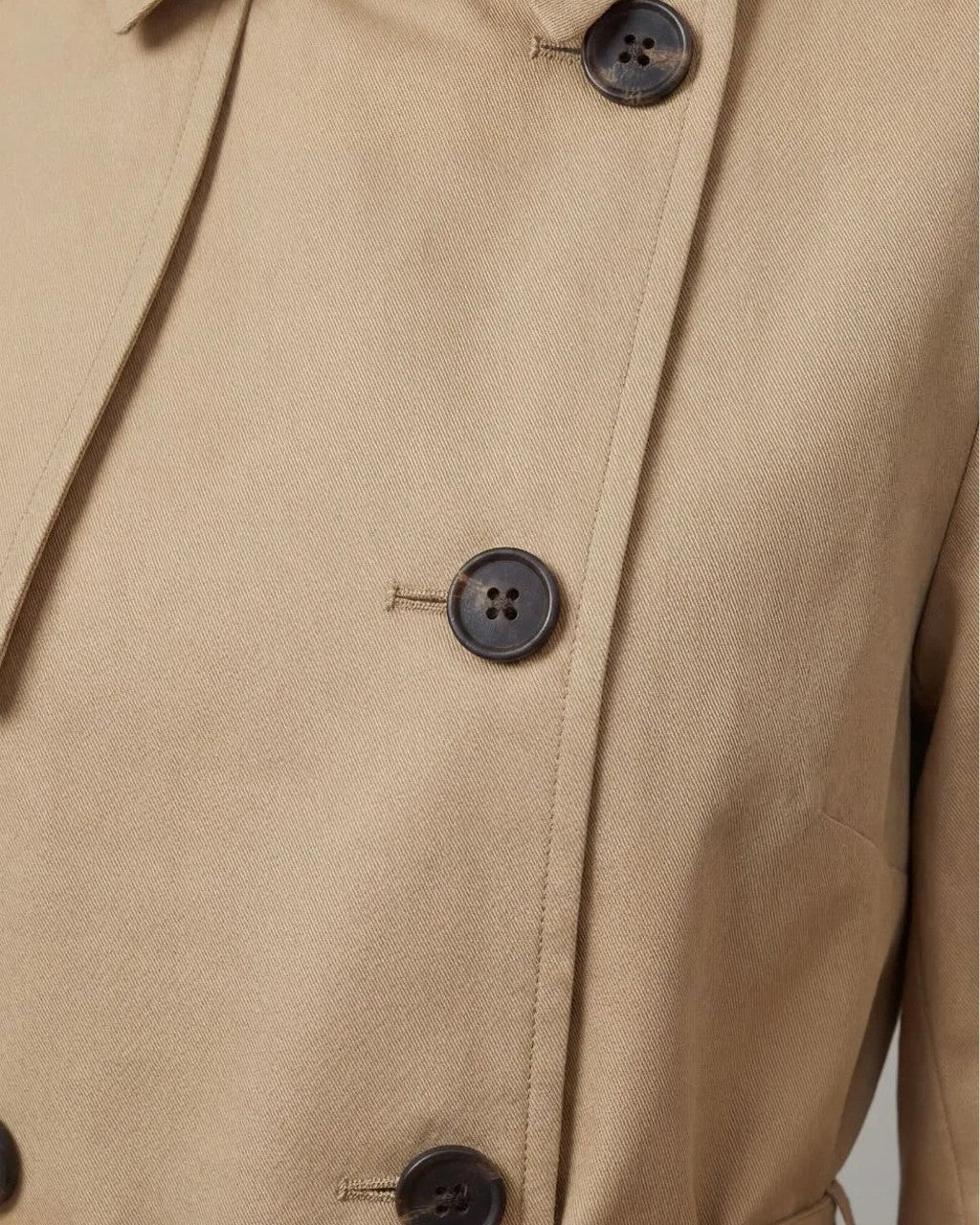 Cappotto Lungo con Cintura