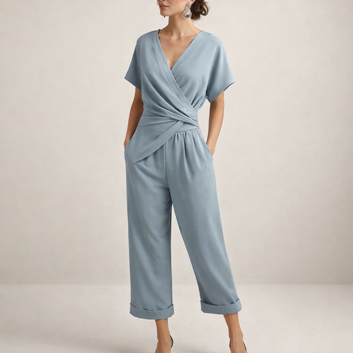 Completo con Blusa a Portafoglio
