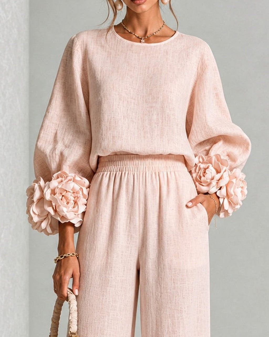 Completo Pantalone con Fiori Applicati