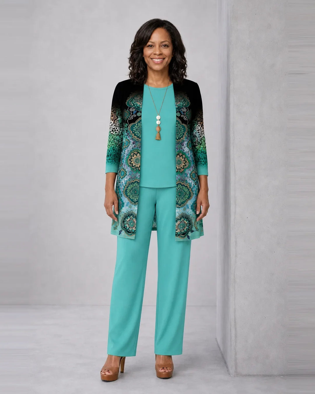 Completo Tre Pezzi con Cardigan Fantasia