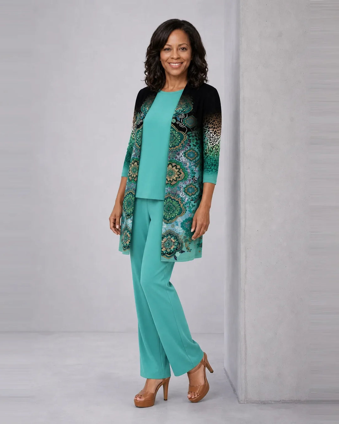 Completo Tre Pezzi con Cardigan Fantasia