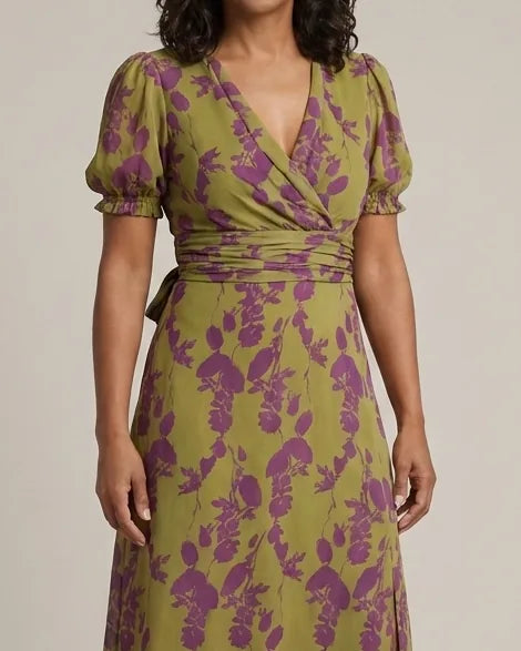Vestito Floreale con Fascia in Vita