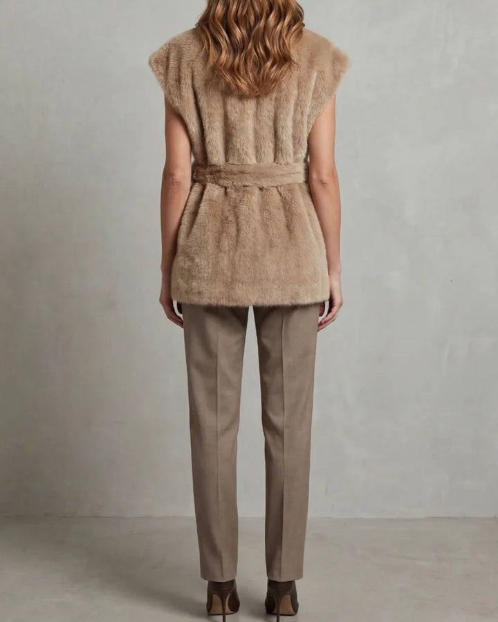 Gilet Morbido con Cintura