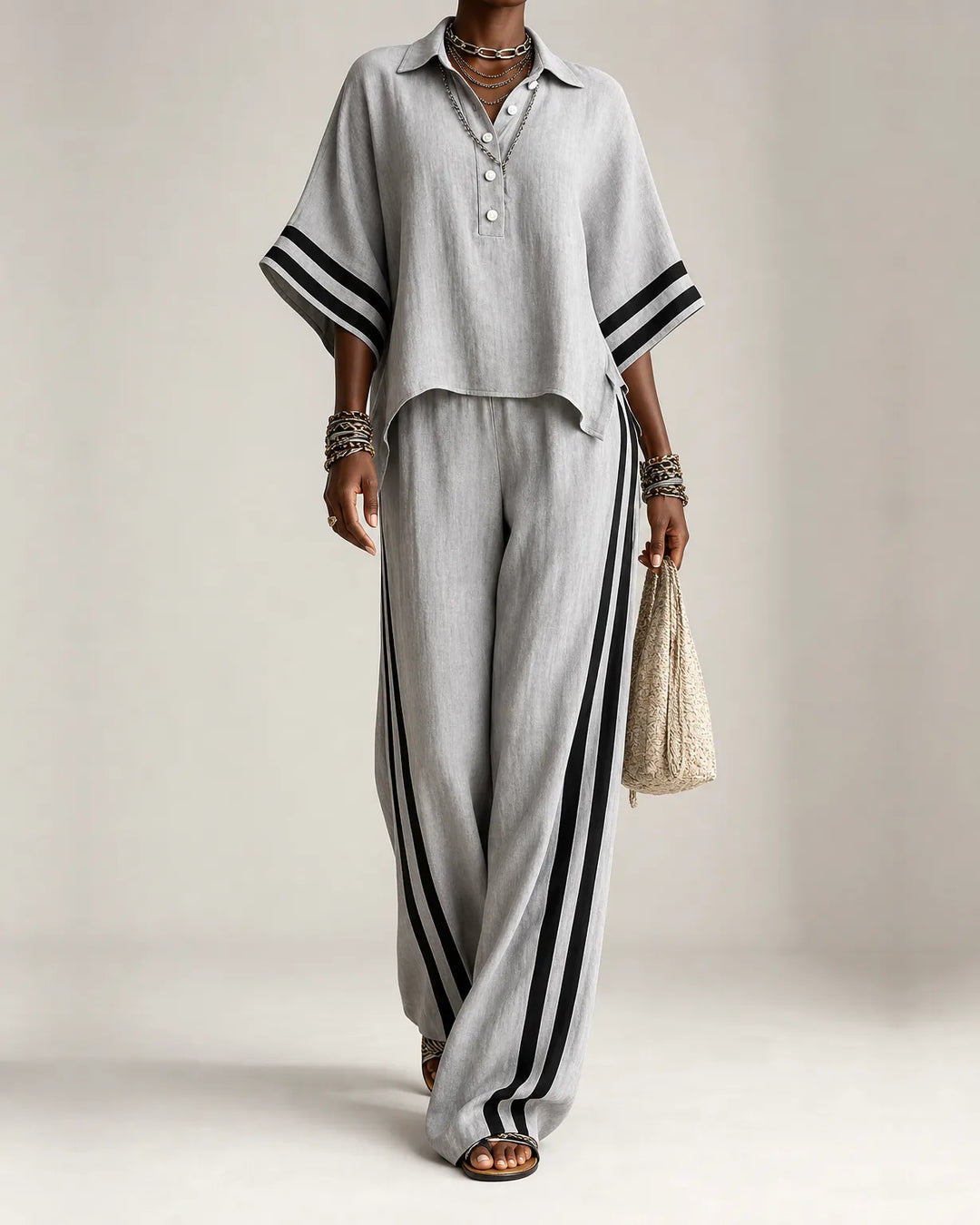 Completo Pantalone con Bande Laterali