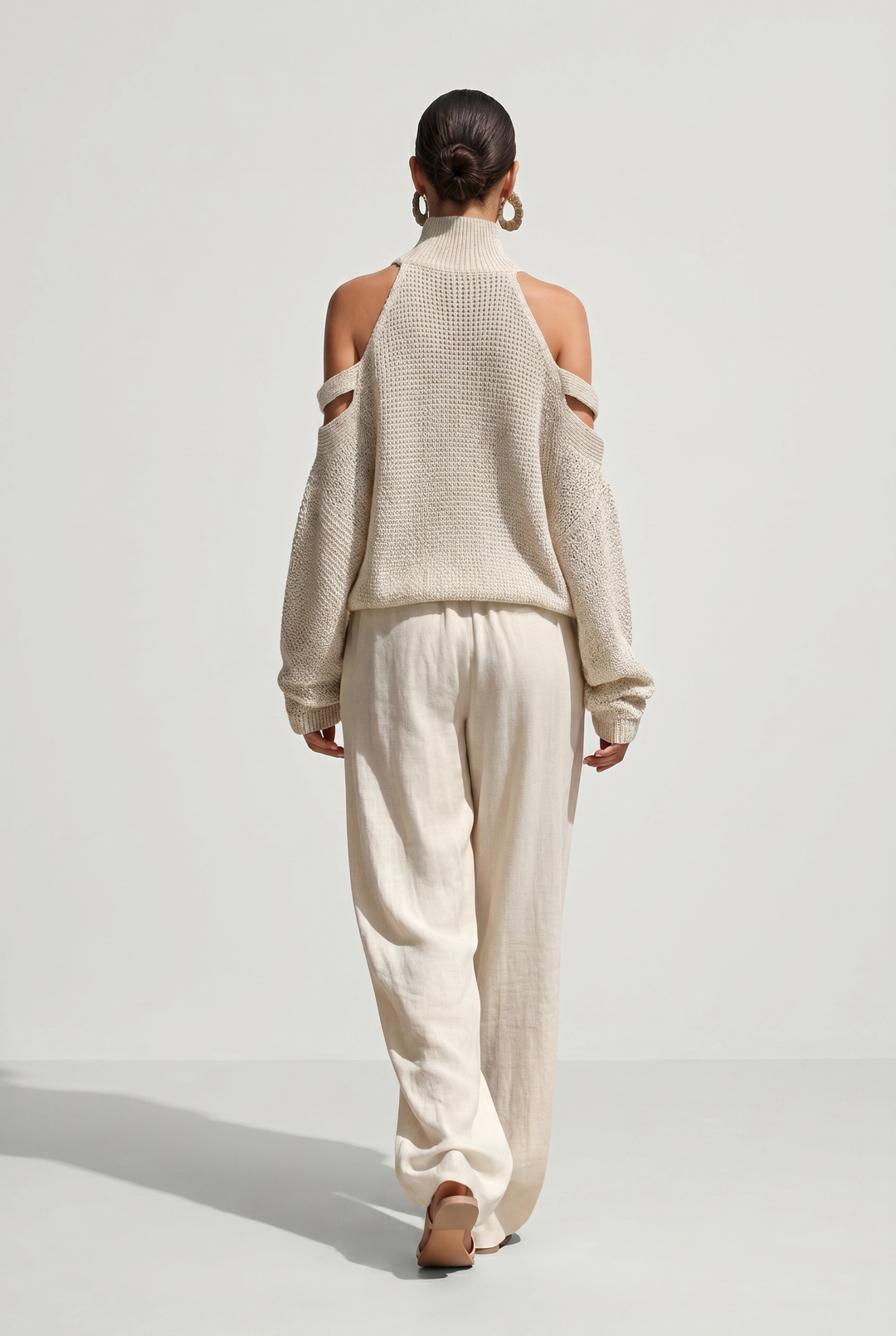 Completo con Maglione Cut-Out