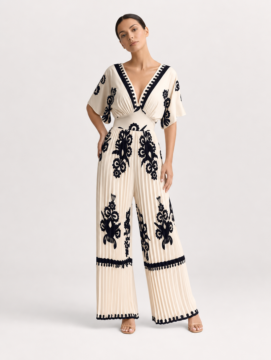 Completo Pantalone con Ricamo a Contrasto