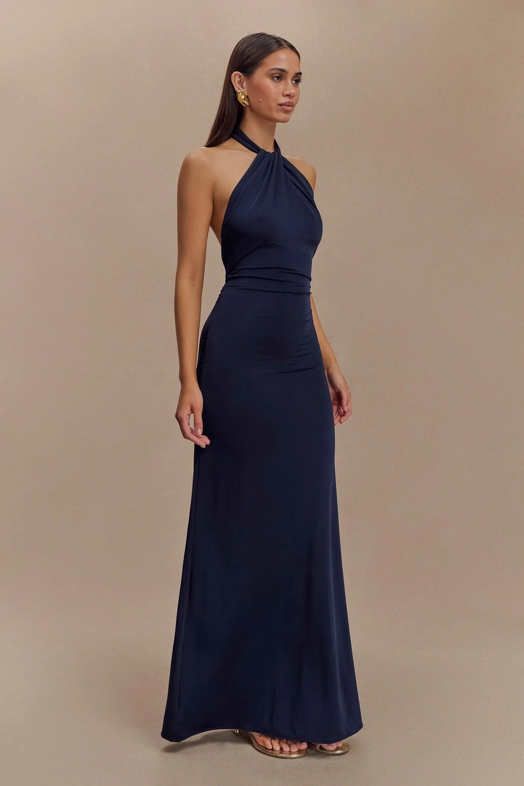 Abito Lungo con Scollo Halter