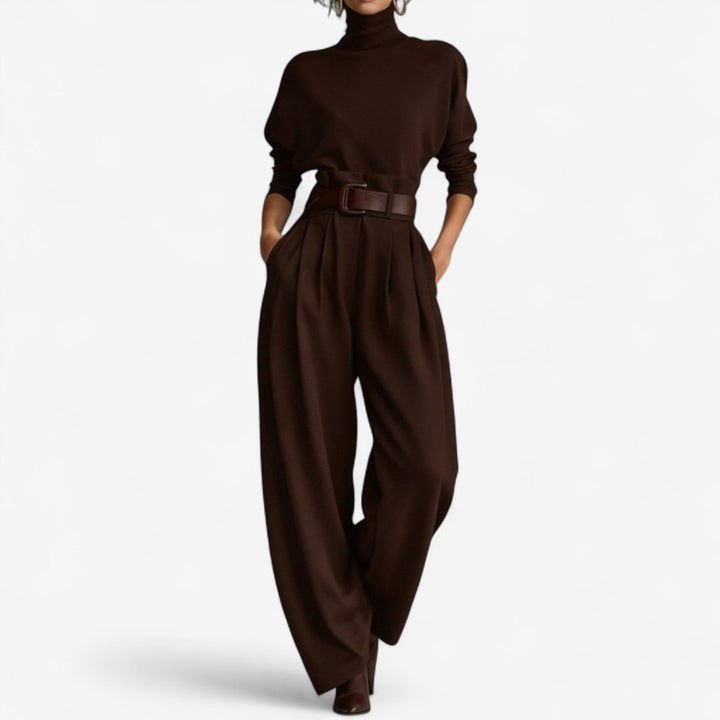 Completo Pantalone a Collo Alto