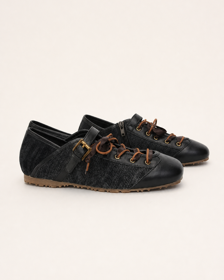 Scarpe Basse con Lacci e Fibbia