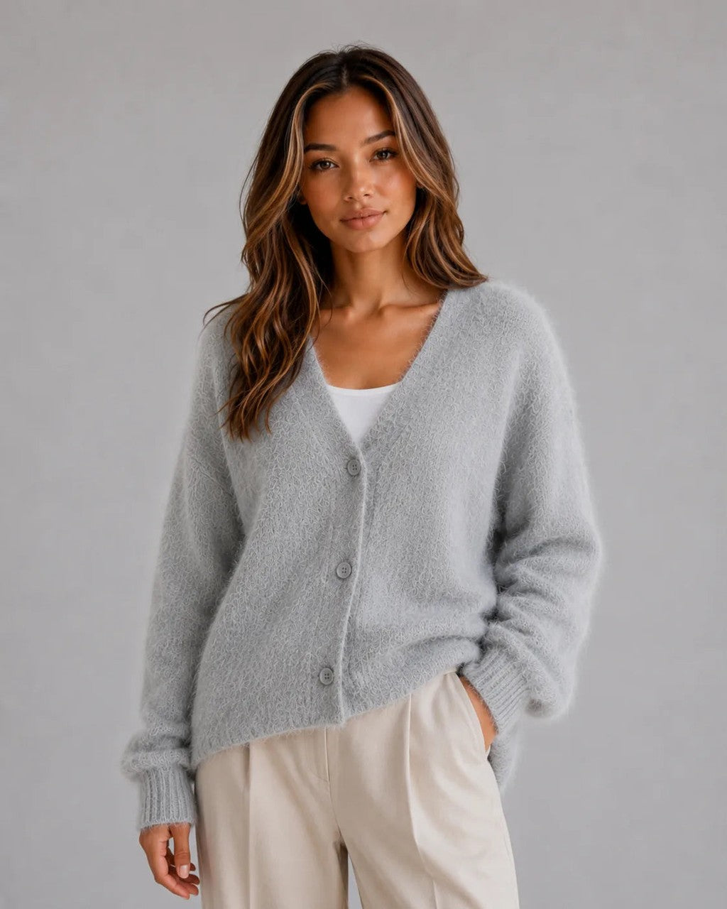 Cardigan Soffice con Bottoni