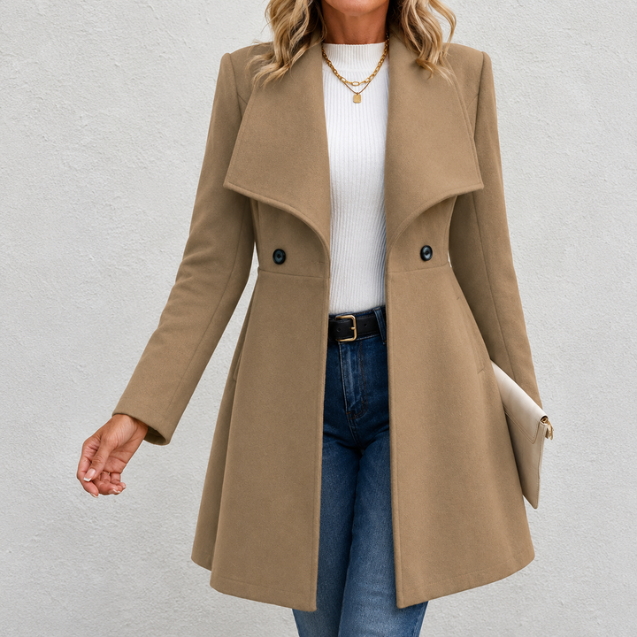 Cappotto Svasato con Collo Ampio