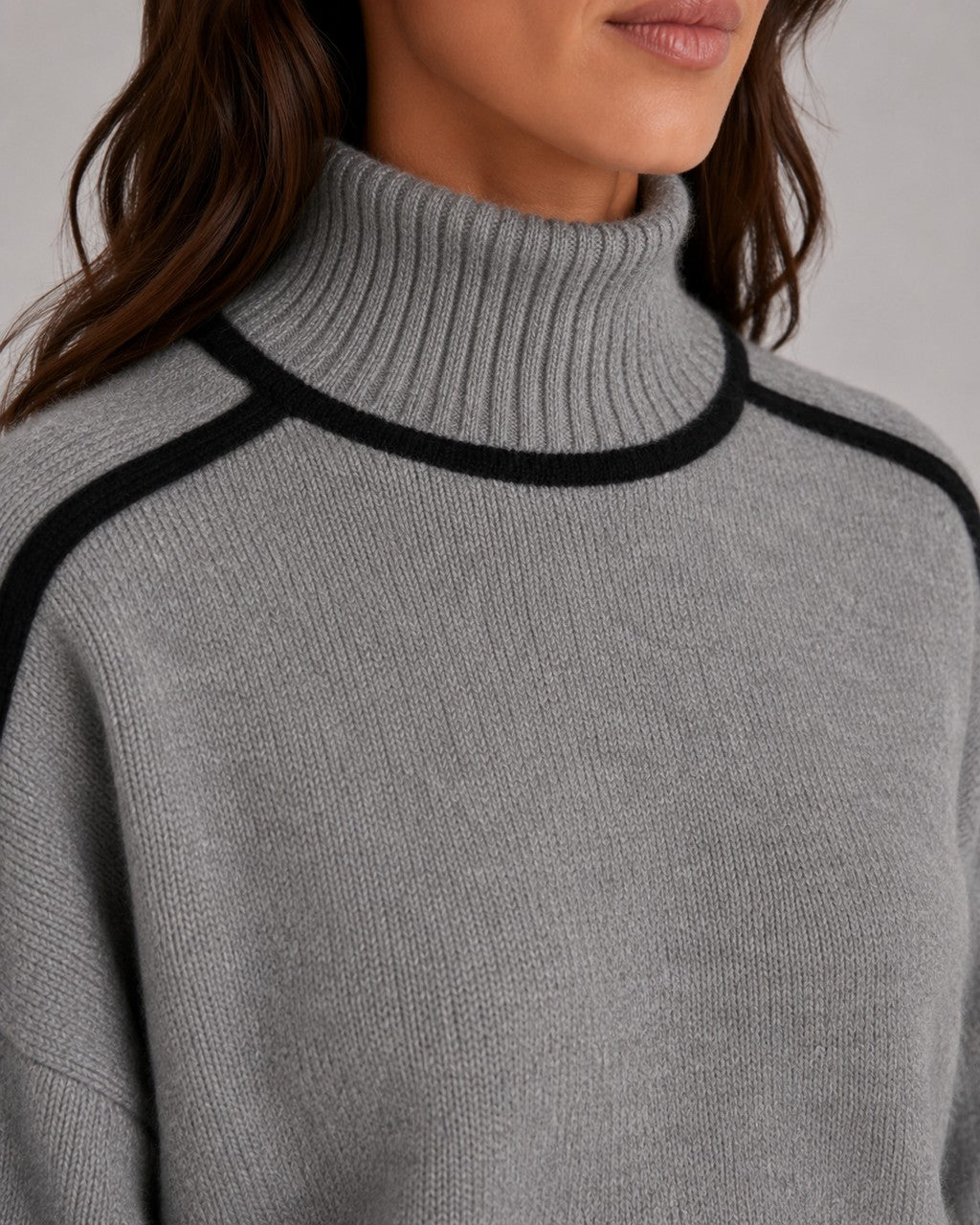 Maglione a Collo Alto con Righe