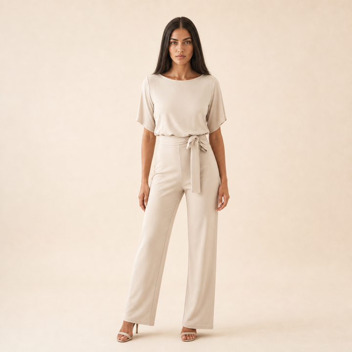 Completo Elegante con Cintura in Vita