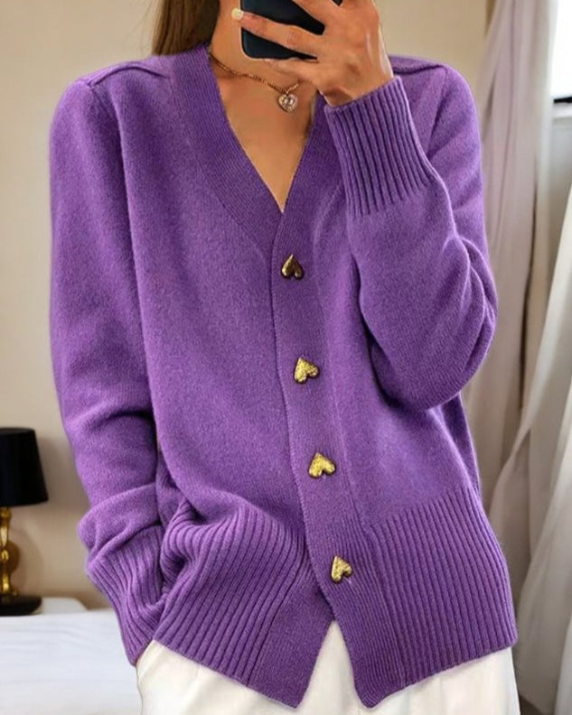 Cardigan Elegante con Bottoni a Cuore