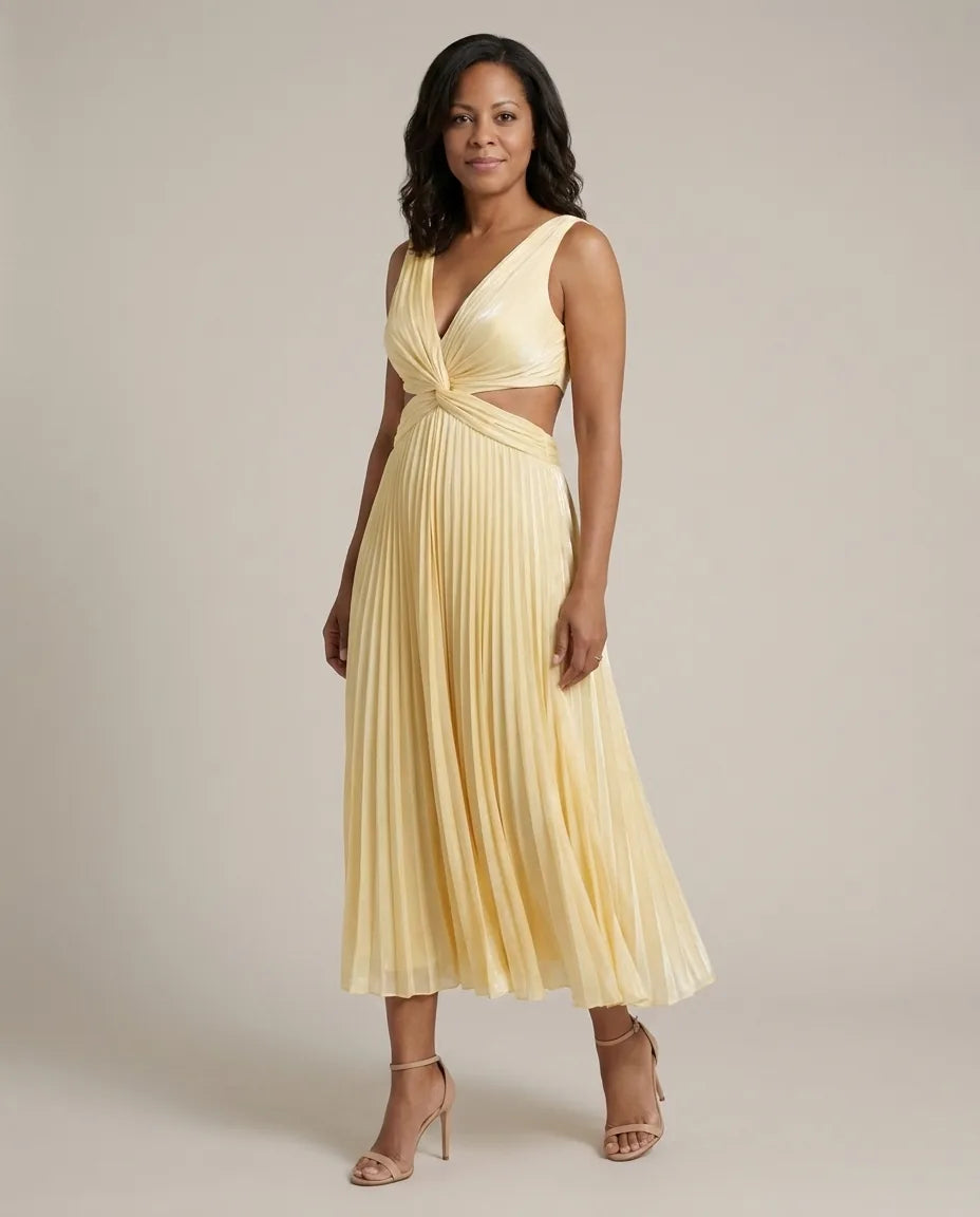Abito Midi Plissettato con Cut-Out