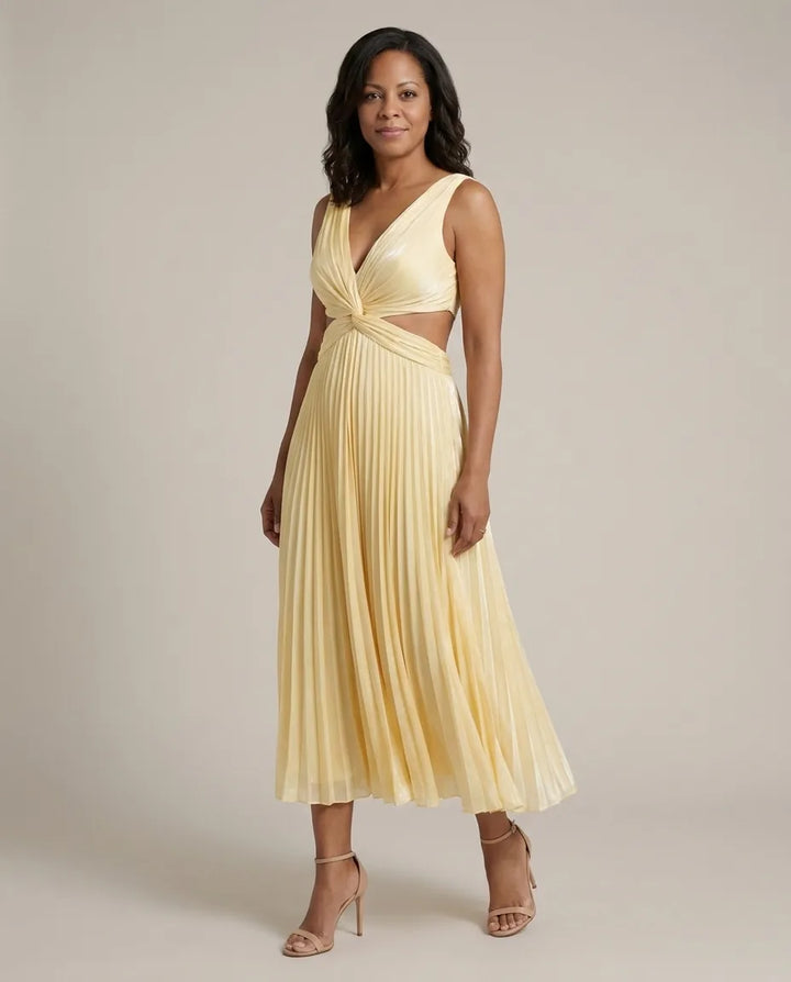 Abito Midi Plissettato con Cut-Out
